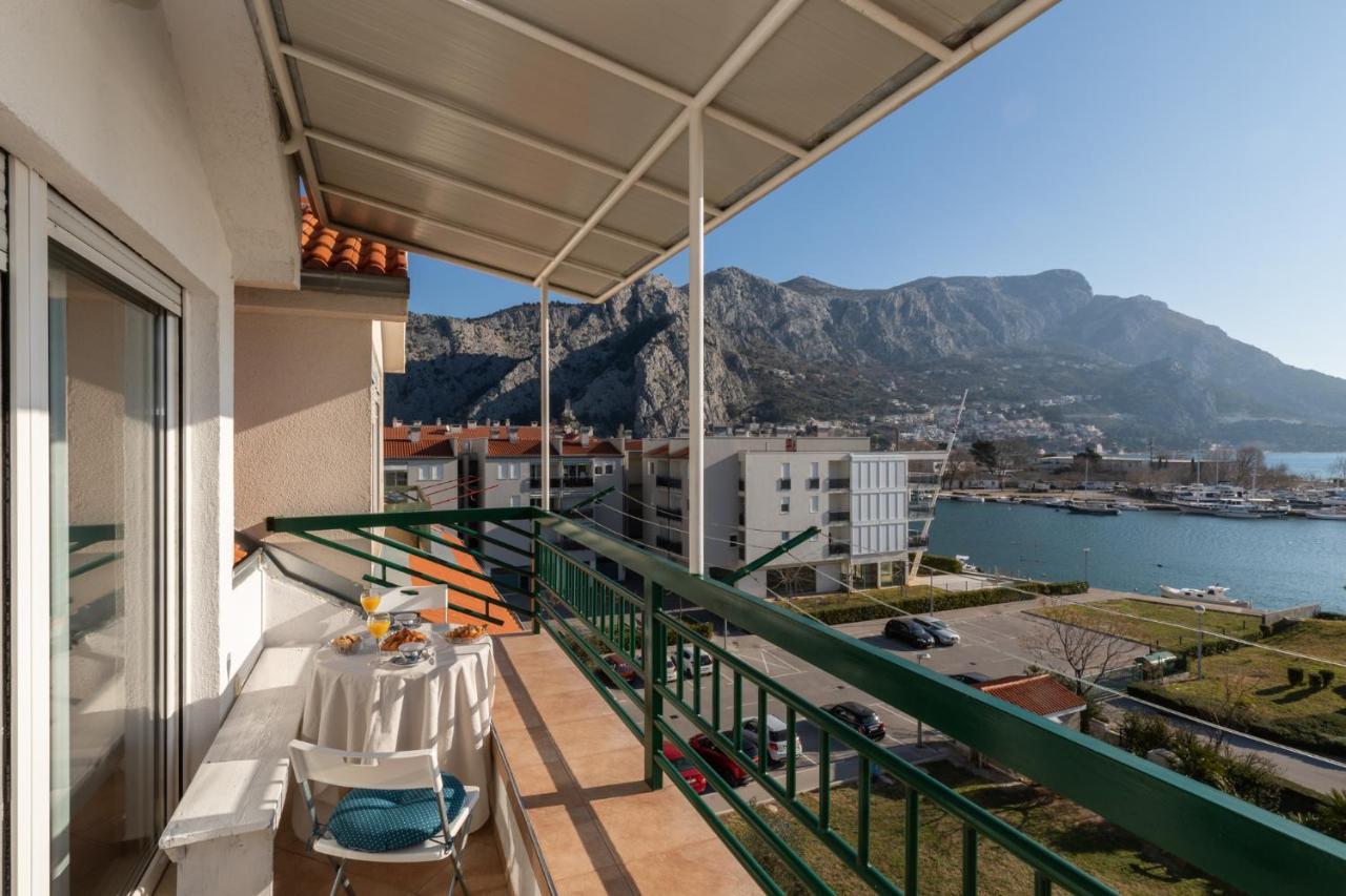 Apartman Monika Omiš Buitenkant foto